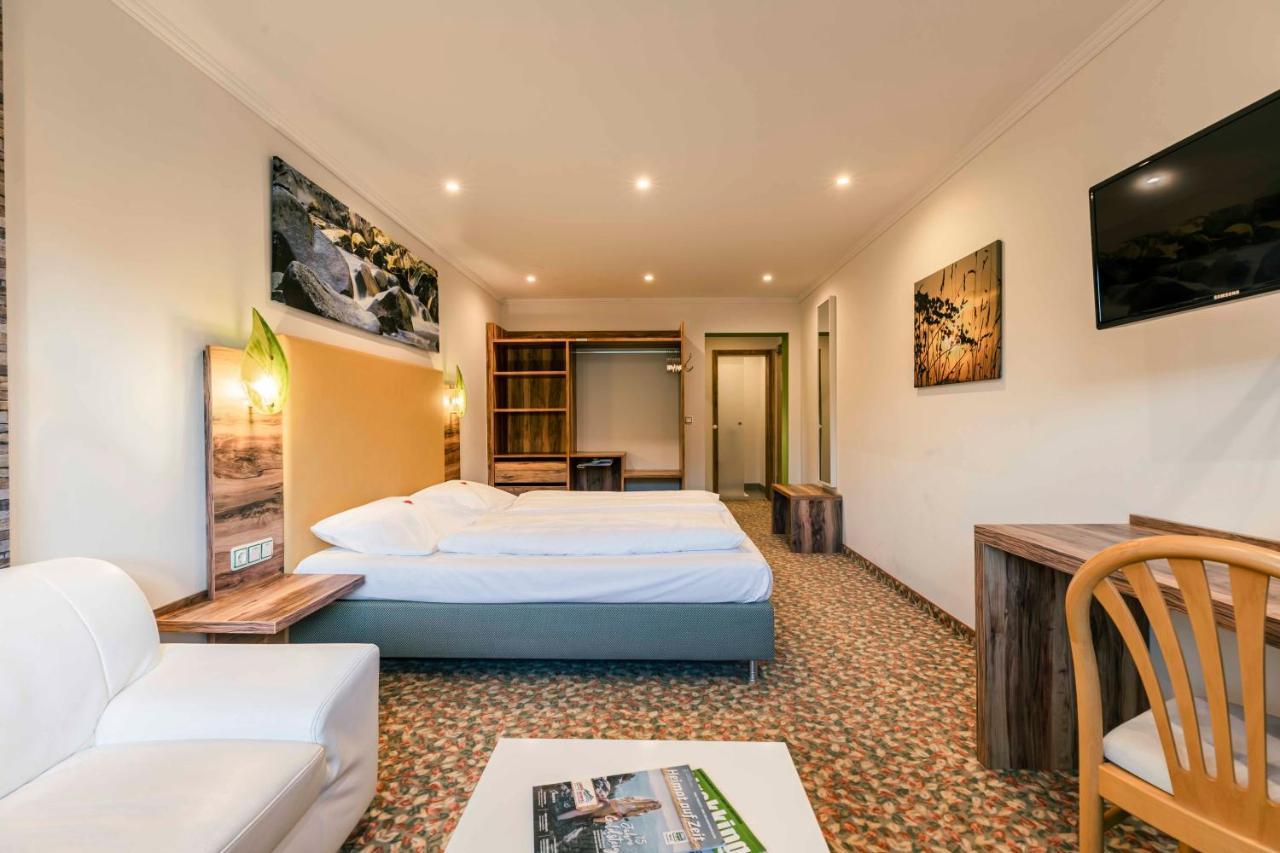 Landhotel Gruenwies -Bonsai-Wellness Garni (Adults Only) Lohberg Buitenkant foto